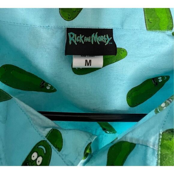 Rick And Morty Pickle Rick Patterned Button Up Short Sleeve Shirt - Picture 3 of 5